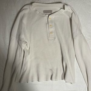 Everlane White Waffle Henley Long Sleeve cropped shirt